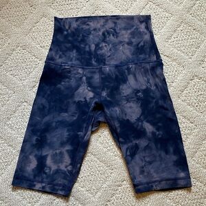 Lululemon Align HR Shorts 10”